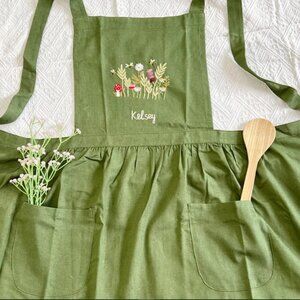 Personalized Embroidered Linen Apron, Flower & Bee Design.